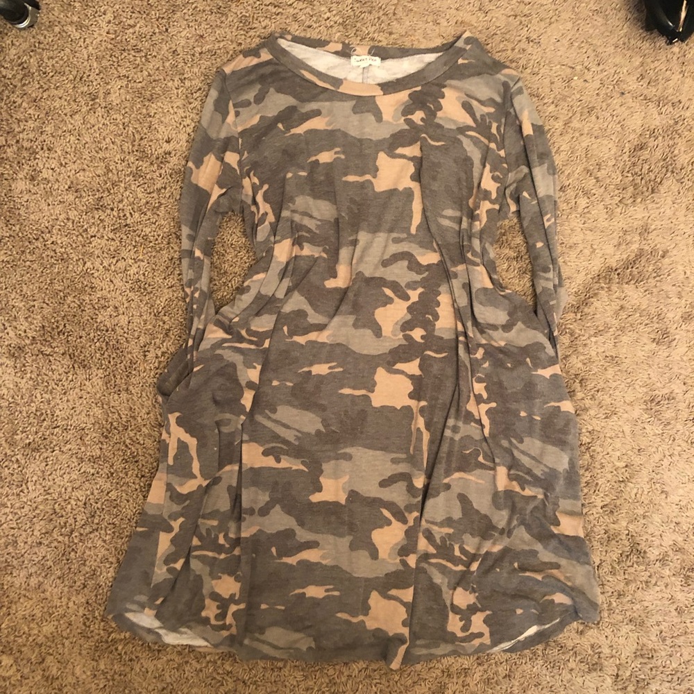 Camo dress with pockets!